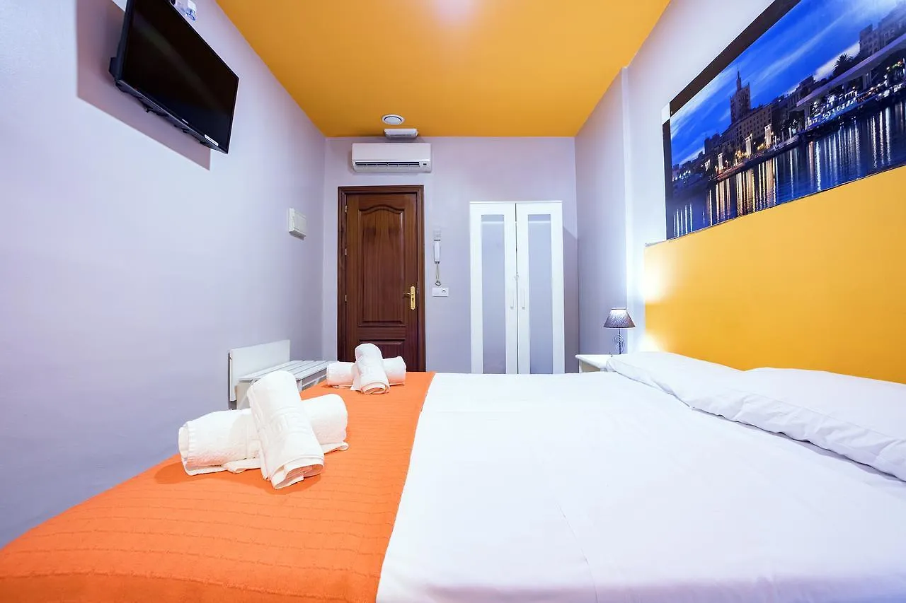 Guest house Hostal Ciudad Jardin Malaga Hotel