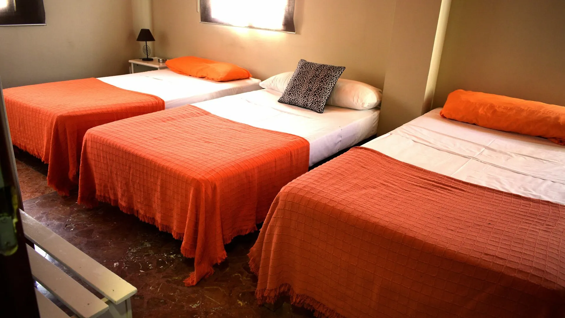 Hostal Ciudad Jardin Μάλαγα Πανσιόν