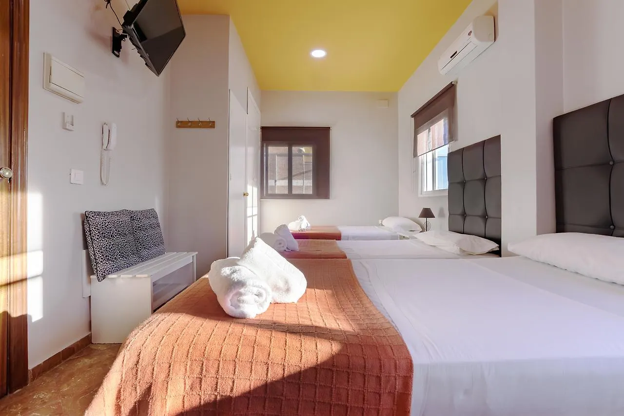 Hostal Ciudad Jardin Μάλαγα Πανσιόν