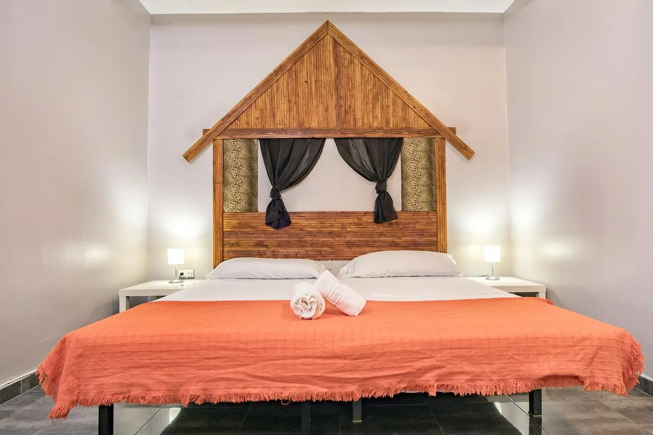 Hostal Ciudad Jardin Μάλαγα Πανσιόν