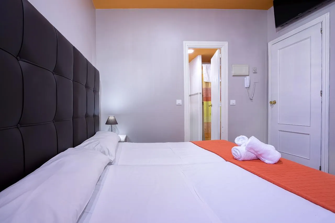 Hostal Ciudad Jardin Μάλαγα