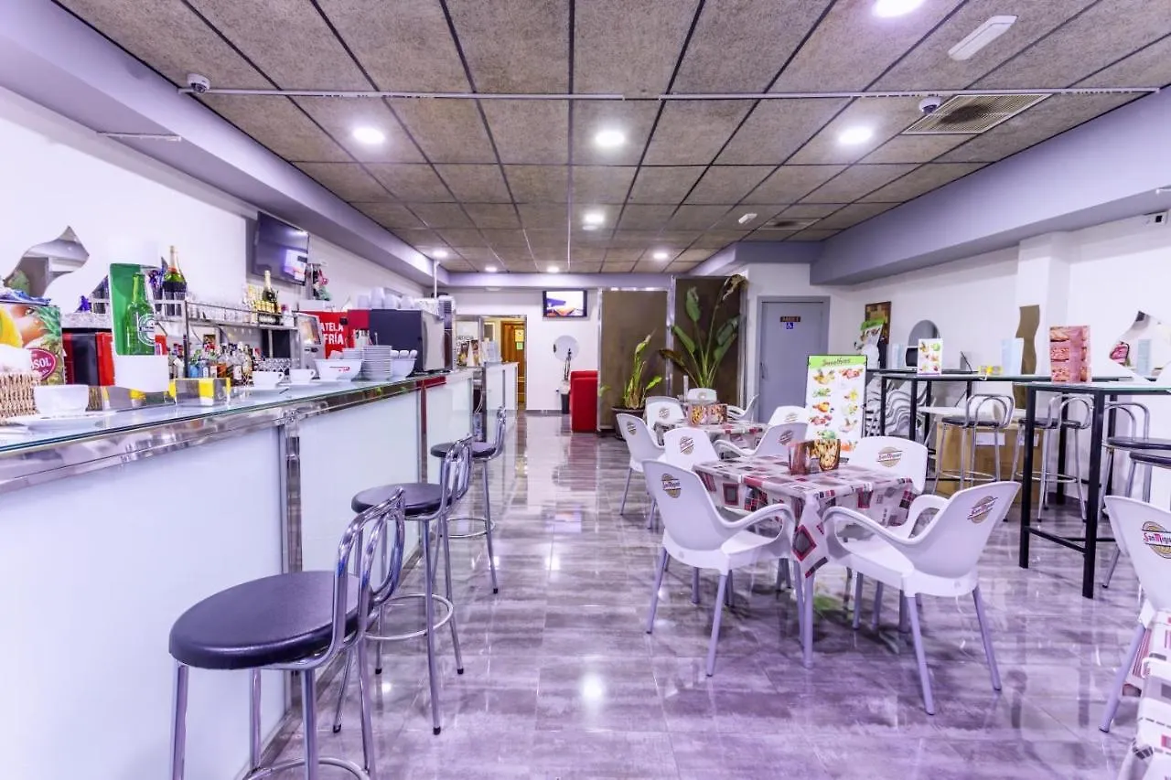Hostal Ciudad Jardin Μάλαγα