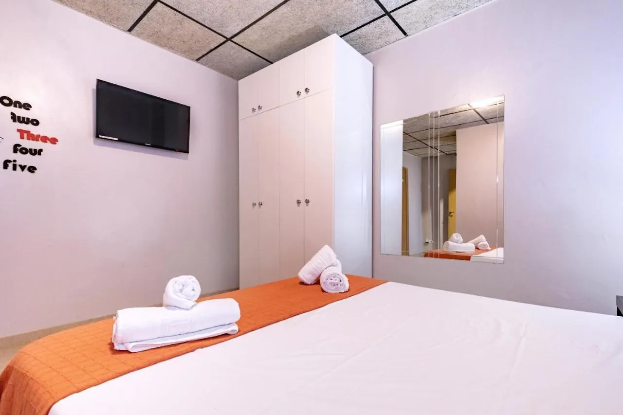 Πανσιόν Hostal Ciudad Jardin Μάλαγα