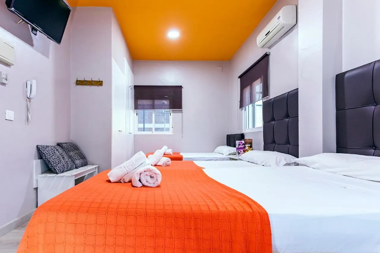 Hostal Ciudad Jardin Μάλαγα Πανσιόν