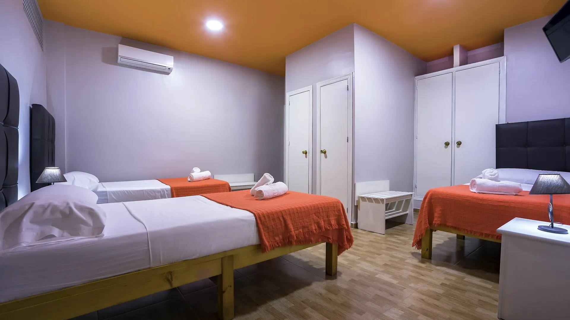 Hostal Ciudad Jardin Μάλαγα Πανσιόν